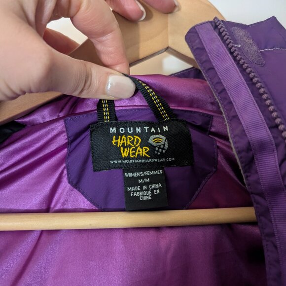 EUC Mountain Hardware down ski jacket - Picture 7 of 9